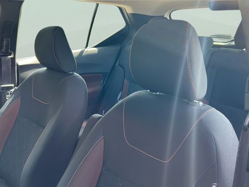 Used 2020 Nissan Kicks SR FWD image 12
