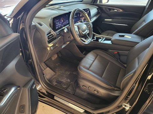 Used 2026 Chevrolet Traverse High Country w/ LPO, Floor Liner Package image 12