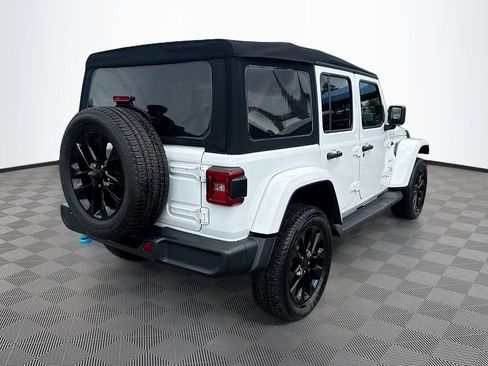 Used 2023 Jeep Wrangler Unlimited Sahara w/ Cold Weather Group image 6
