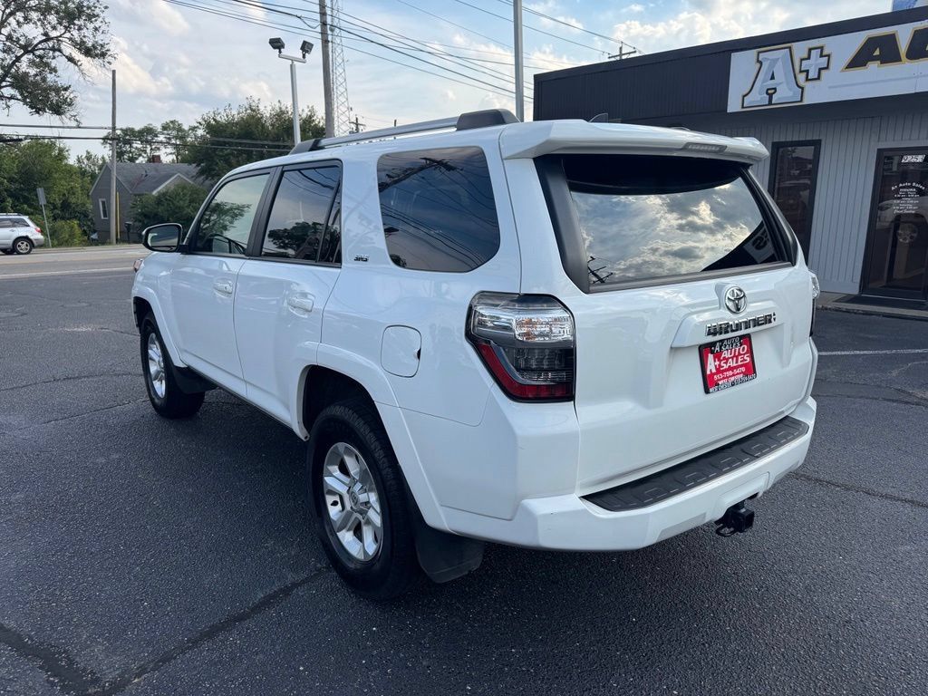 Used 2024 Toyota 4Runner SR5 AWD/4WD image 8