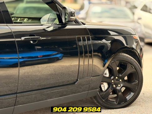Used 2017 Land Rover Range Rover Supercharged AWD/4WD image 8