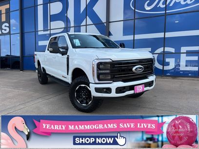 New 2026 Ford F250 Platinum w/ Tremor Off-Road Package