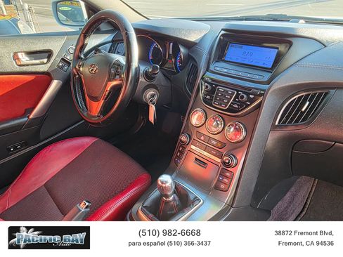 Used 2013 Hyundai Genesis 3.8 image 14