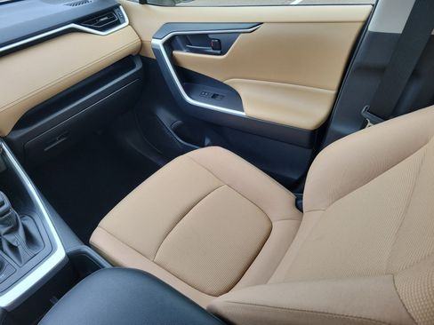 Used 2023 Toyota RAV4 LE image 15