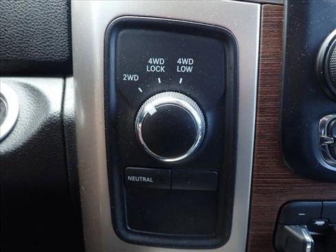 Used 2015 RAM 2500 Laramie AWD/4WD image 21