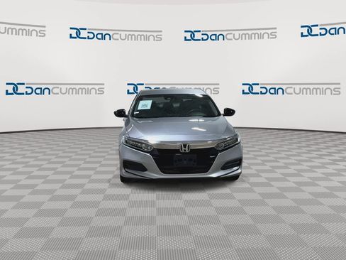Used 2019 Honda Accord LX image 3