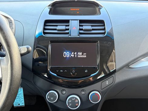 Used 2014 Chevrolet Spark LT image 21