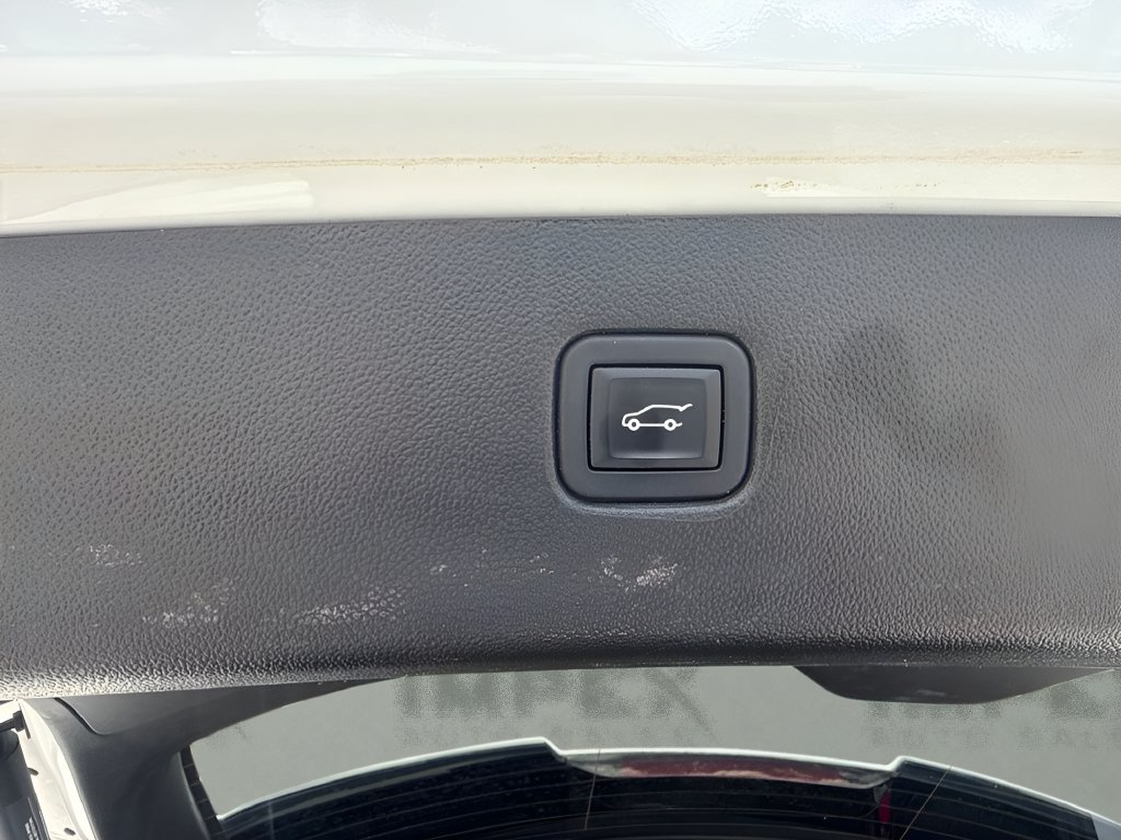Used 2023 Chevrolet Blazer LT w/ Convenience Package FWD image 18