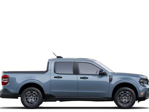 New 2025 Ford Maverick XLT w/ XLT Luxury Package FWD image 29