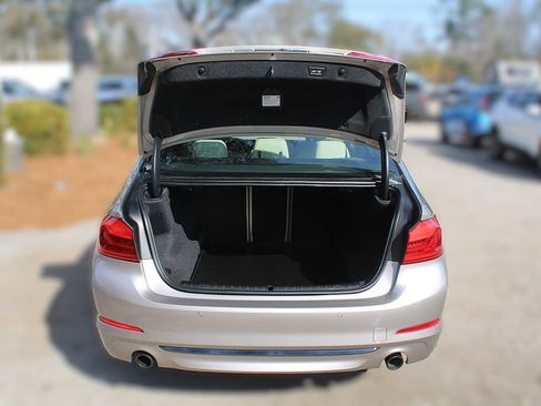 Used 2019 BMW 530i image 9