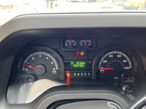 Used 2011 Ford E-250 and Econoline 250 Extended w/ Commercial Cargo Van Pkg image 23