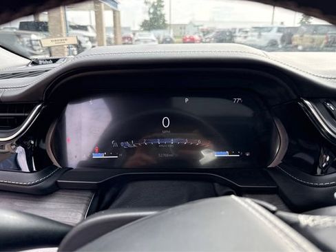 Used 2022 Jeep Grand Cherokee Overland w/ Adv Protech Group III image 15