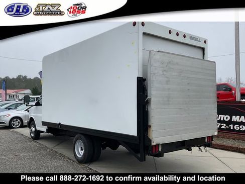 Used 2013 Chevrolet Express 3500 Extended image 5