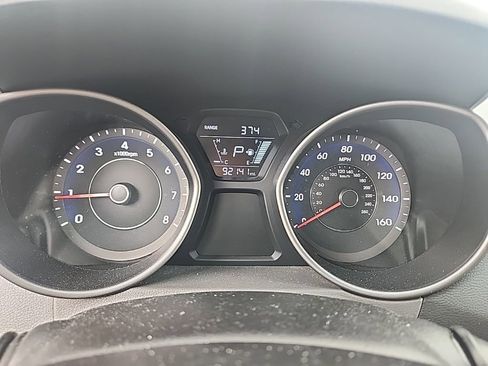 Used 2014 Hyundai Elantra Limited FWD image 12