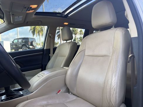 Used 2016 Toyota Highlander Limited Platinum image 20