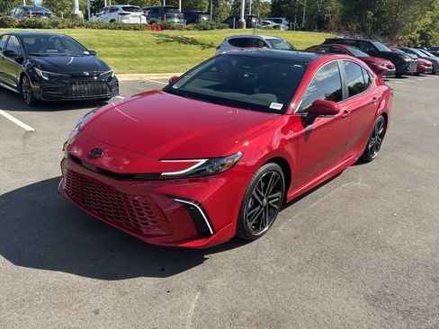 Used 2026 Toyota Camry XSE FWD image 5