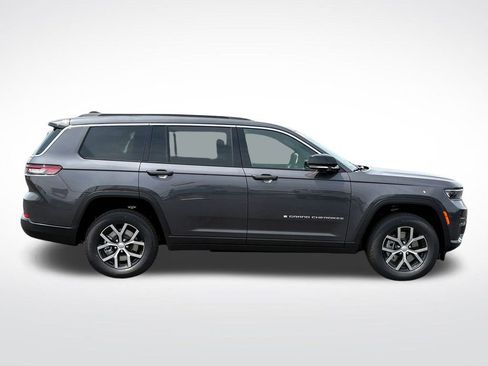 New 2025 Jeep Grand Cherokee L Limited w/ Luxury Tech Group II image 2
