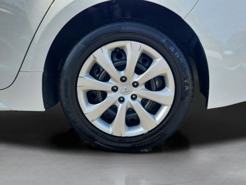 Used 2024 Toyota Corolla LE image 36