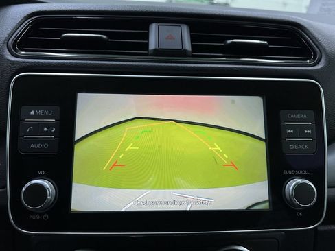 Used 2025 Nissan Leaf S FWD image 16