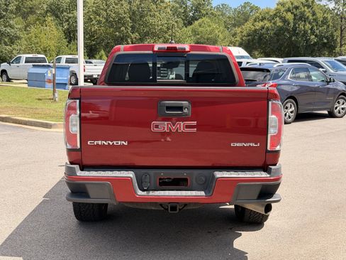 Used 2018 GMC Canyon Denali AWD/4WD image 11