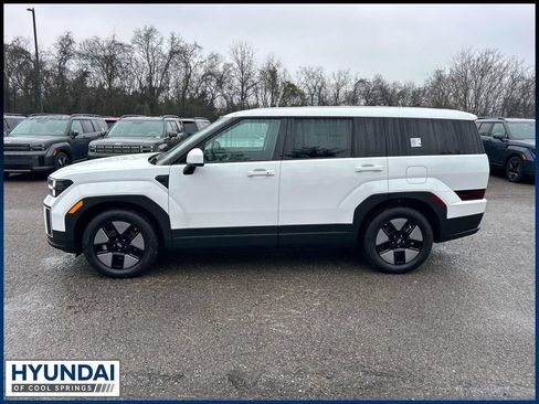 New 2026 Hyundai Santa Fe SE FWD image 4