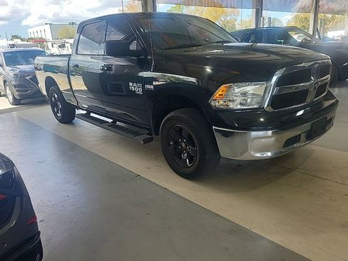 Used 2019 RAM 1500 Classic SLT RWD image 2