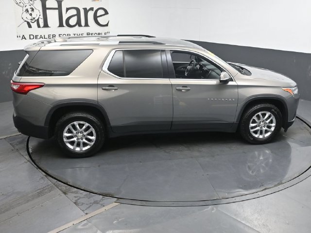 Used 2018 Chevrolet Traverse LT FWD image 45