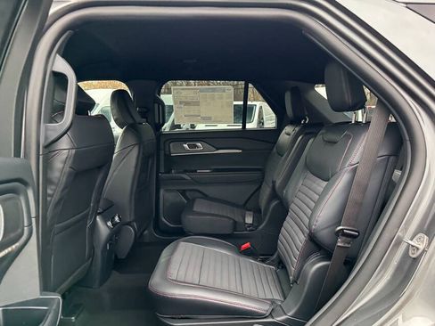 New 2026 Ford Explorer ST-Line AWD/4WD image 22