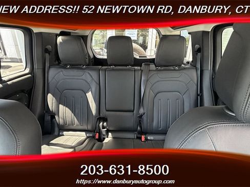 Used 2020 Land Rover Defender 110 HSE AWD/4WD image 31