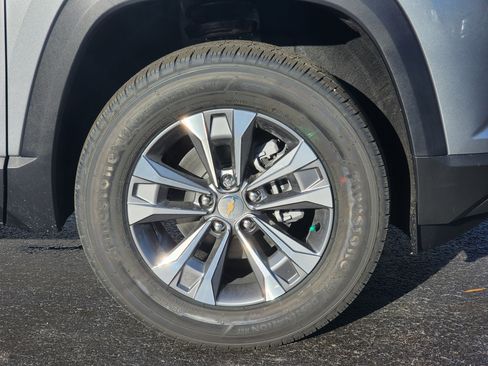 New 2026 Chevrolet Equinox LT image 6