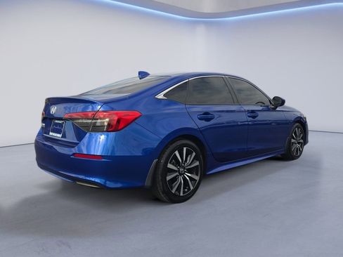 Used 2022 Honda Civic EX image 5