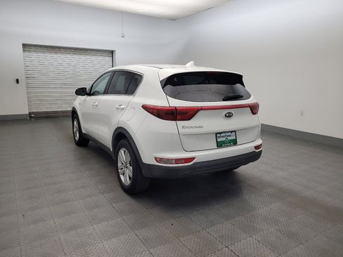 Used 2019 Kia Sportage LX AWD/4WD image 5