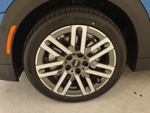 New 2025 MINI Cooper S image 10