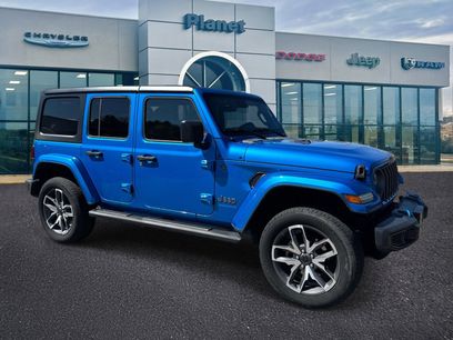 Used 2024 Jeep Wrangler Unlimited w/ Convenience Group