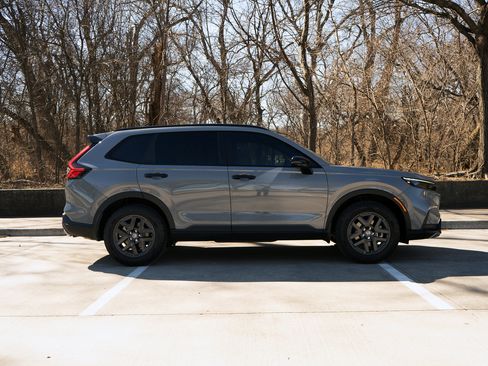 Used 2026 Honda CR-V TrailSport image 10