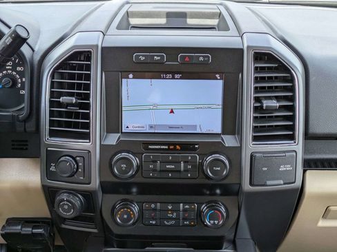 Used 2019 Ford F150 XLT w/ Equipment Group 302A Luxury AWD/4WD image 21