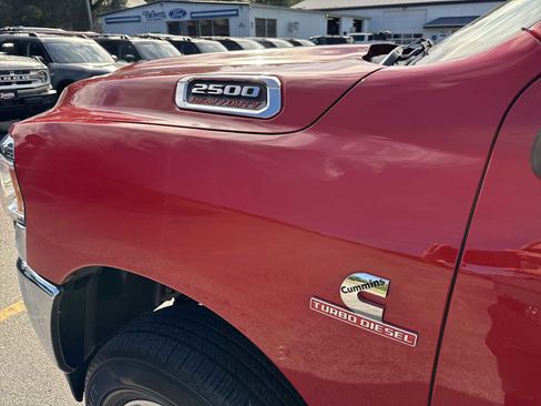 Used 2024 RAM 2500 Big Horn image 16