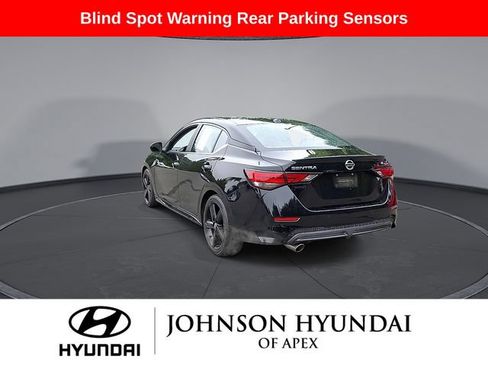 Used 2022 Nissan Sentra SR w/ SR Premium Package FWD image 7