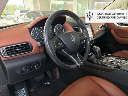 Used 2022 Maserati Levante GT AWD/4WD image 12
