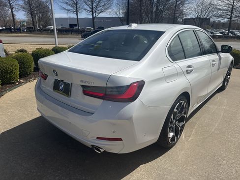 New 2026 BMW 330i xDrive Sedan w/ Premium Package AWD/4WD image 5