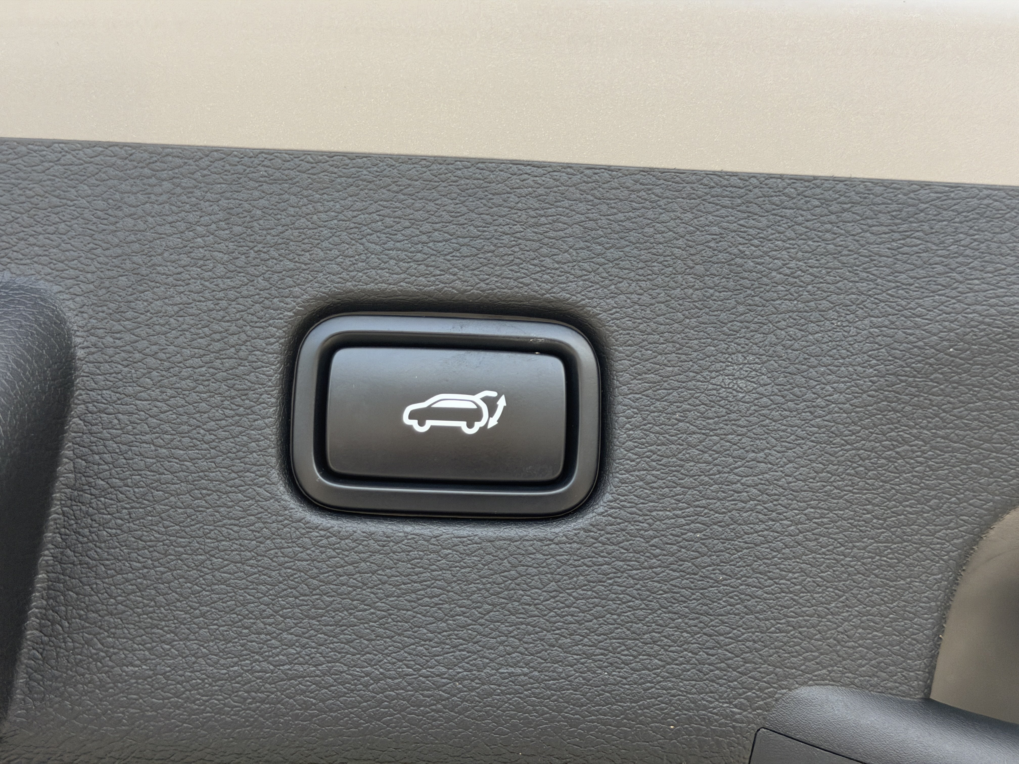 Certified 2023 Kia Sportage SX FWD image 12