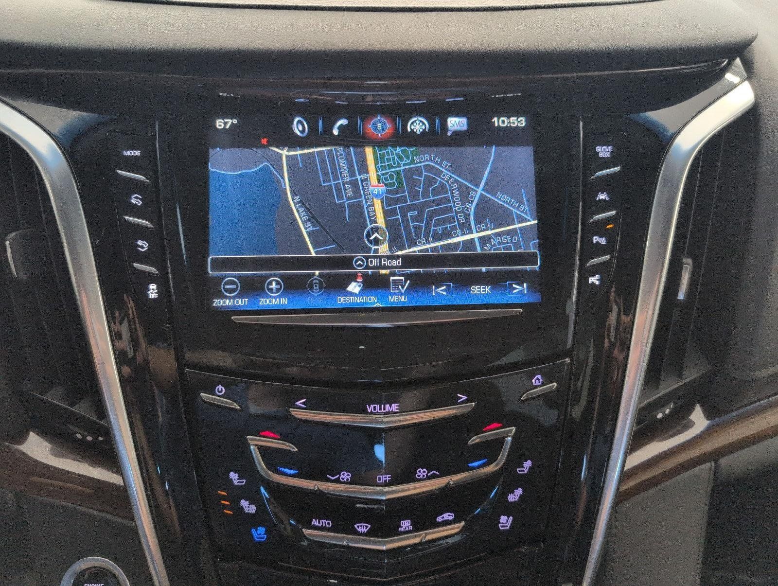 Used 2020 Cadillac Escalade Luxury w/ Escalade Sport Edition AWD/4WD image 7