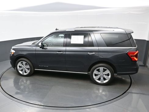 Used 2023 Ford Expedition Platinum image 39