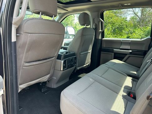 Used 2020 Ford F350 XLT w/ XLT Premium Package AWD/4WD image 12