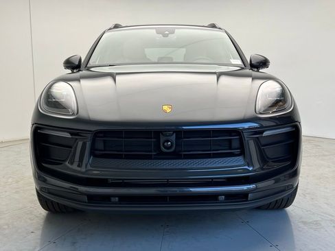 Used 2026 Porsche Macan image 25