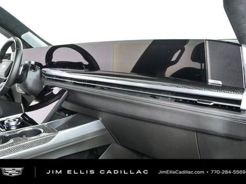 Used 2025 Cadillac Escalade V w/ LPO, Floor Liner Package AWD/4WD image 26