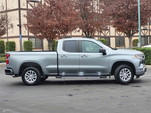 Used 2024 Chevrolet Silverado 1500 RST image 4
