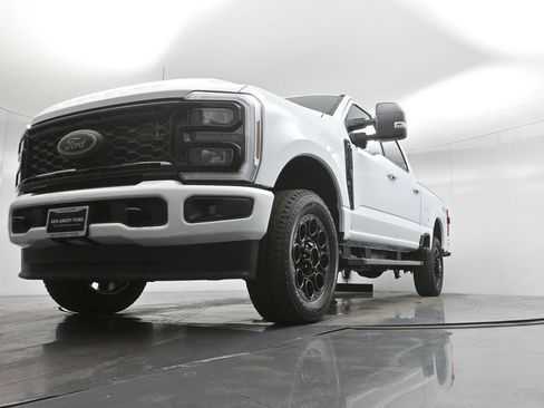 New 2026 Ford F250 XLT w/ XLT Premium Package image 43