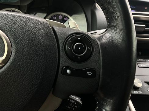 Used 2016 Lexus IS 200t RWD image 37