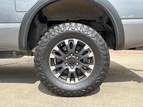 Used 2023 Nissan Titan PRO-4X image 8